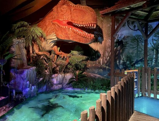 sealife adventure dino