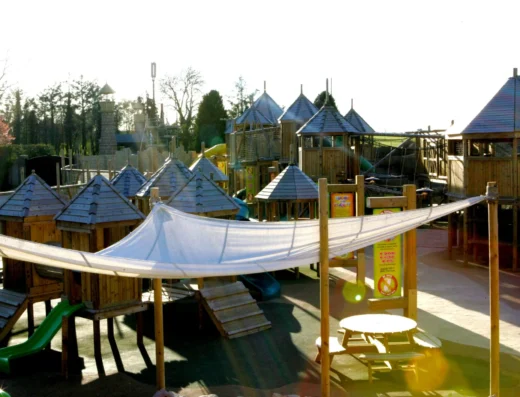 Childrens Planet2EDIT 2048x1367