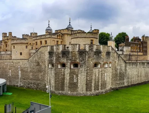 the tower of london mid 768x432