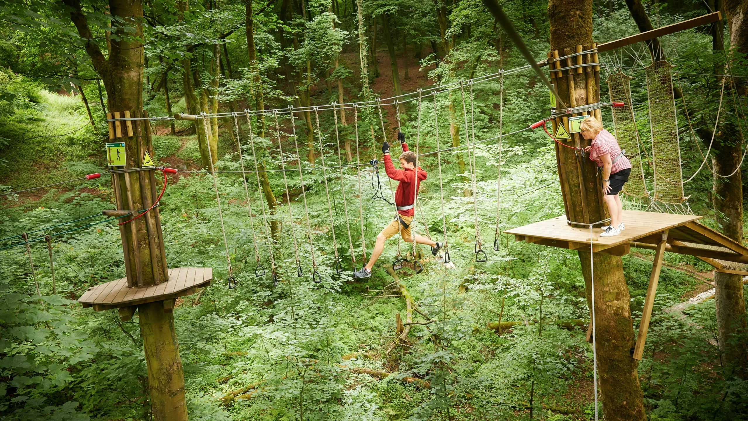 1760452176 goapebuxton 1 ZwaFgt