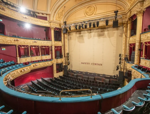 Dress Circle Right 3