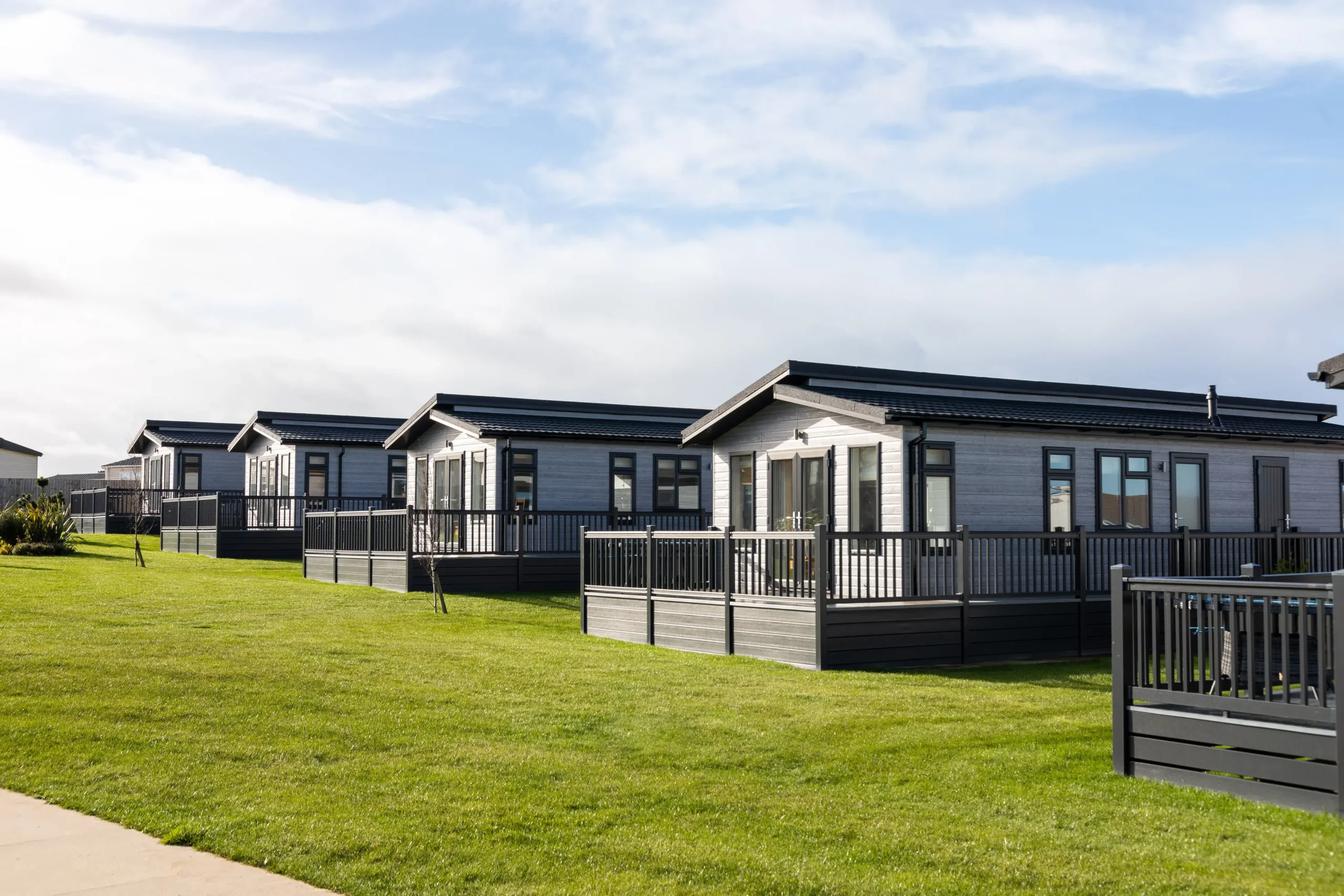 NEWPERRAN ACCOMMODATION 1 0bfe7b7593